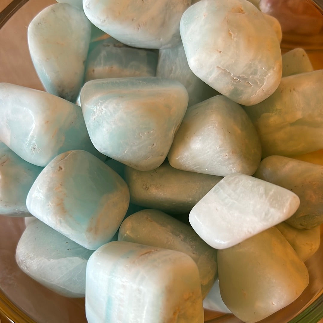 Caribbean calcite tumble stones MMM
